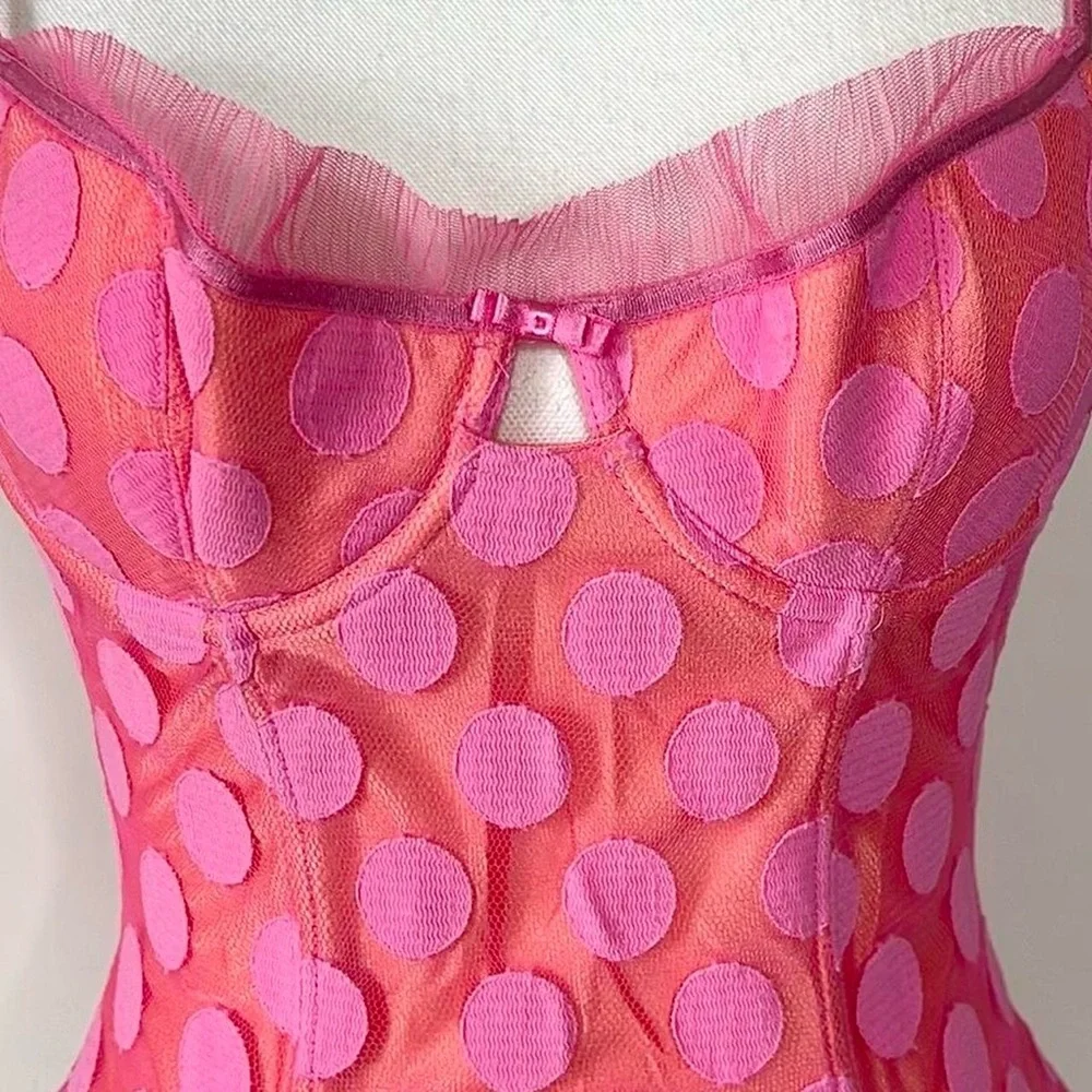 Victoria’s Secret Corset - Picture 5 of 9